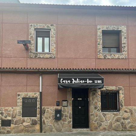 Casa Julian-Inn มาดริด ภายนอก รูปภาพ